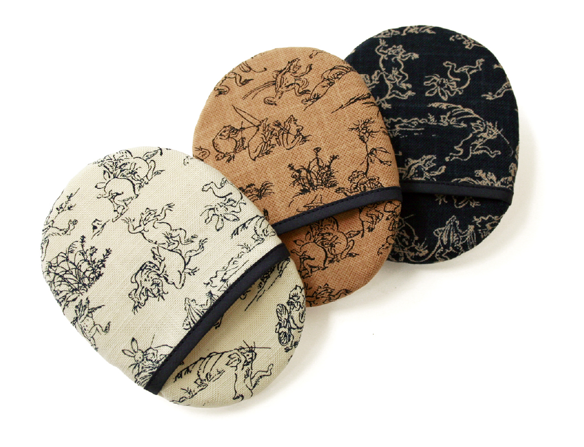 絹羽二重　珠の肌パフ　鳥獣戯画